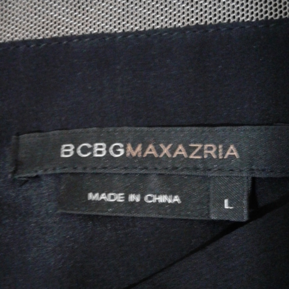 BCBG MAXAZRIA 100%SILK TOP LNWOT !!
